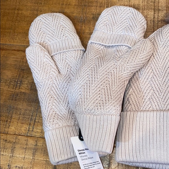 LAST SET: Lululemon Sherpa Weave Beanie Hat & Mittens - Picture 8 of 16